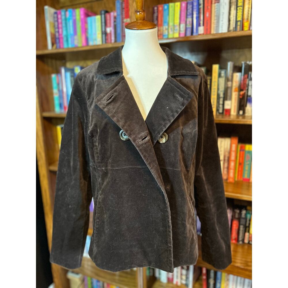 Chic chocolate brown velvet jacket